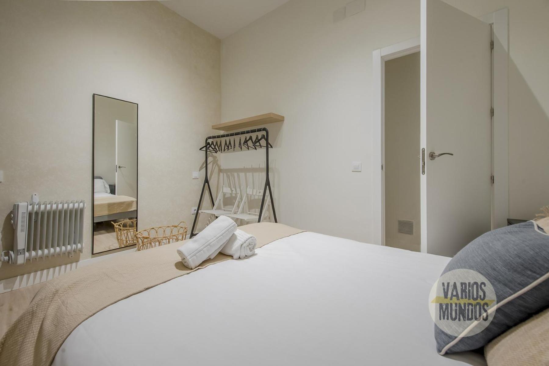 New Apt De 7Pax En El Corazon De Malasana Apartment Madrid Luaran gambar