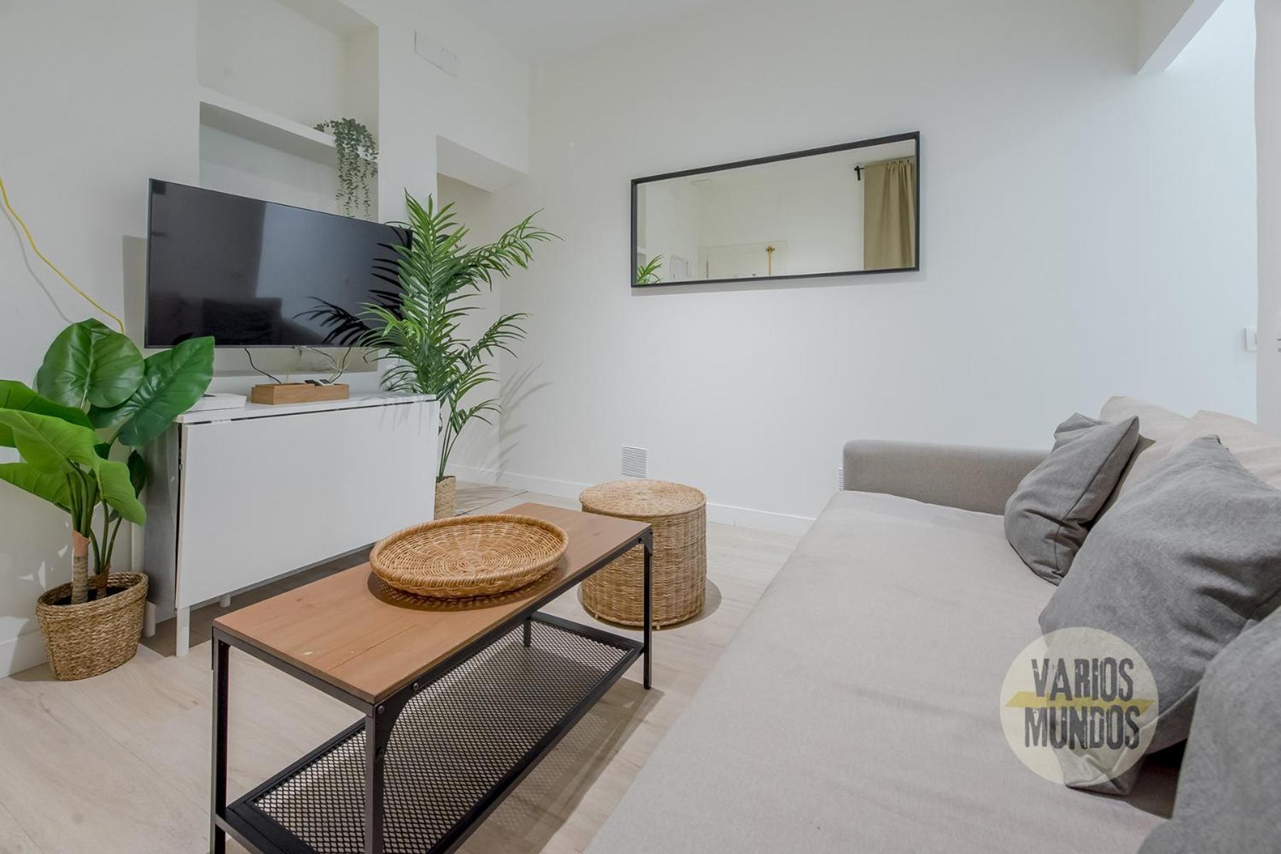 New Apt De 7Pax En El Corazon De Malasana Apartment Madrid Luaran gambar